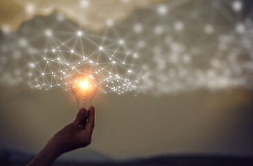 谁能给我一些蜘蛛、蜈蚣和蝎子的英文名