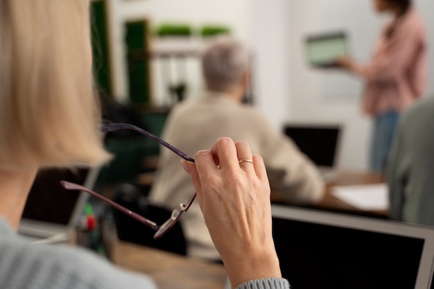 谁能给我一些蜘蛛、蜈蚣和蝎子的英文名